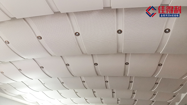 鋁單板幕墻工程風(fēng)險管理方法控制措施分析