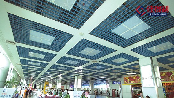 什么是鋁格柵吊頂天花？