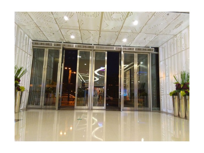 佛山中心廣場鏤空雕刻鋁單板工程項(xiàng)目